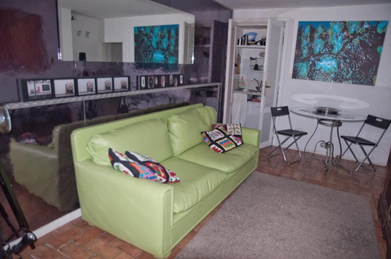 Residenza Le Rose Villa D'Arte เนเปิลส์ ภายนอก รูปภาพ
